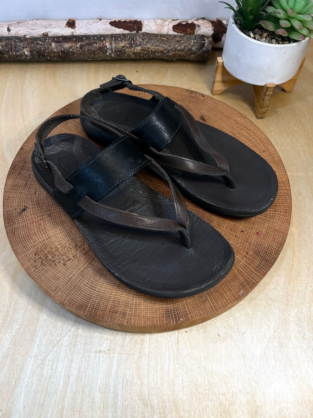 Chaco Maya Leather Sandals Black/Brown Size 6